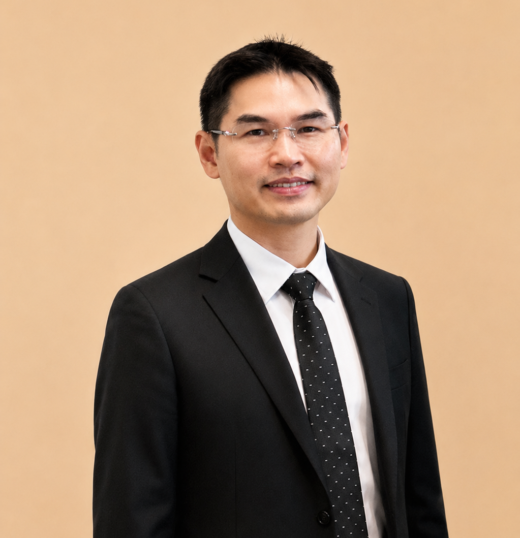นายรัฐธนินท์ แสงสายัณห์<br>Ratthanin Sangsayan, Ph.D.